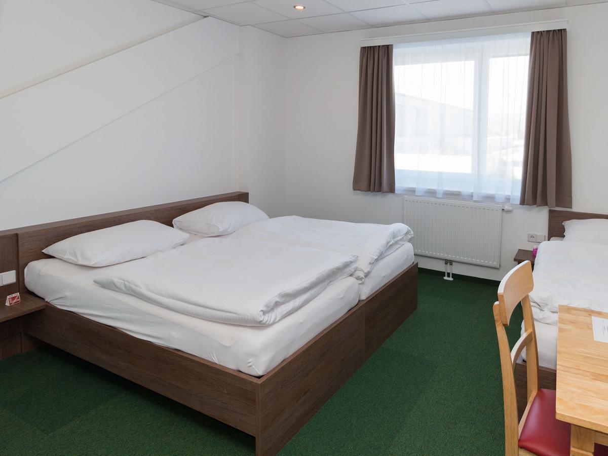 Winbudget "Bed&Breakfast" Wiener Neustadt Zewnętrze zdjęcie