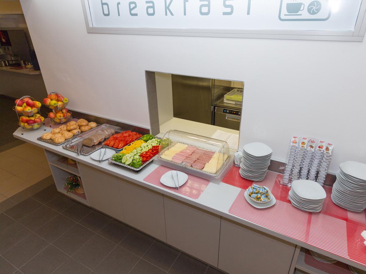 Winbudget "Bed&Breakfast" Wiener Neustadt Zewnętrze zdjęcie