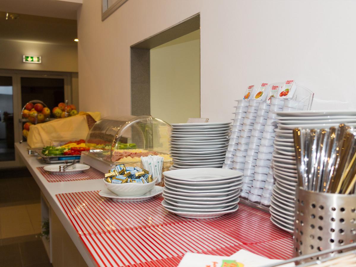 Winbudget "Bed&Breakfast" Wiener Neustadt Zewnętrze zdjęcie