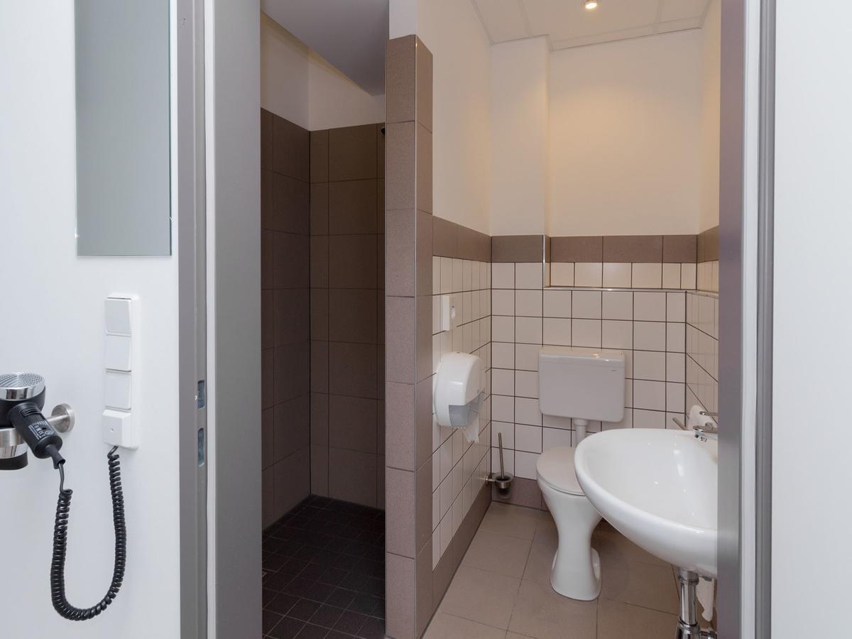 Winbudget "Bed&Breakfast" Wiener Neustadt Zewnętrze zdjęcie
